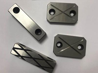 Placas de desgaste por deslizamiento en moldes
